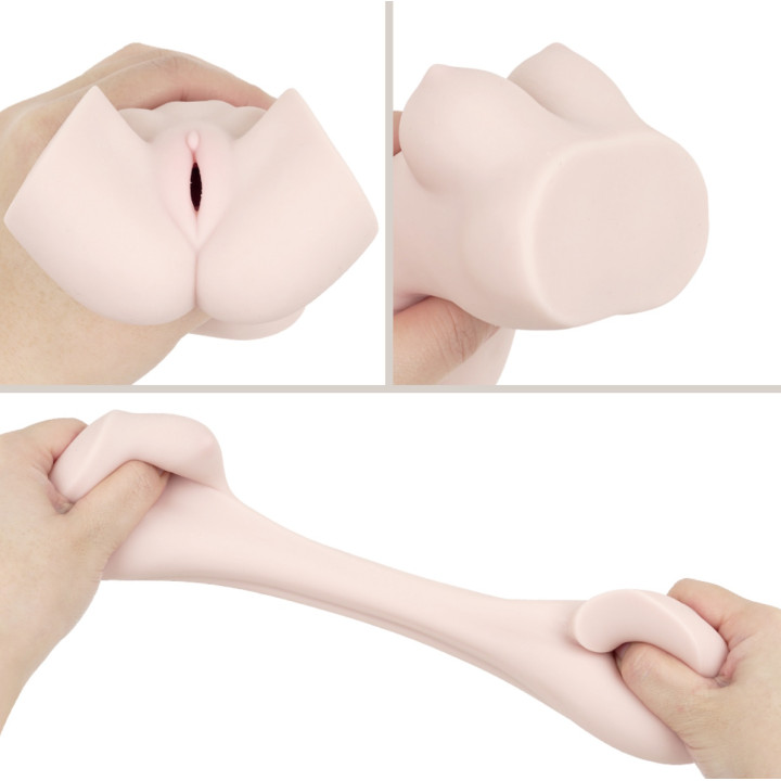 Beautiful Girl in Swimsuit Yuna-chan