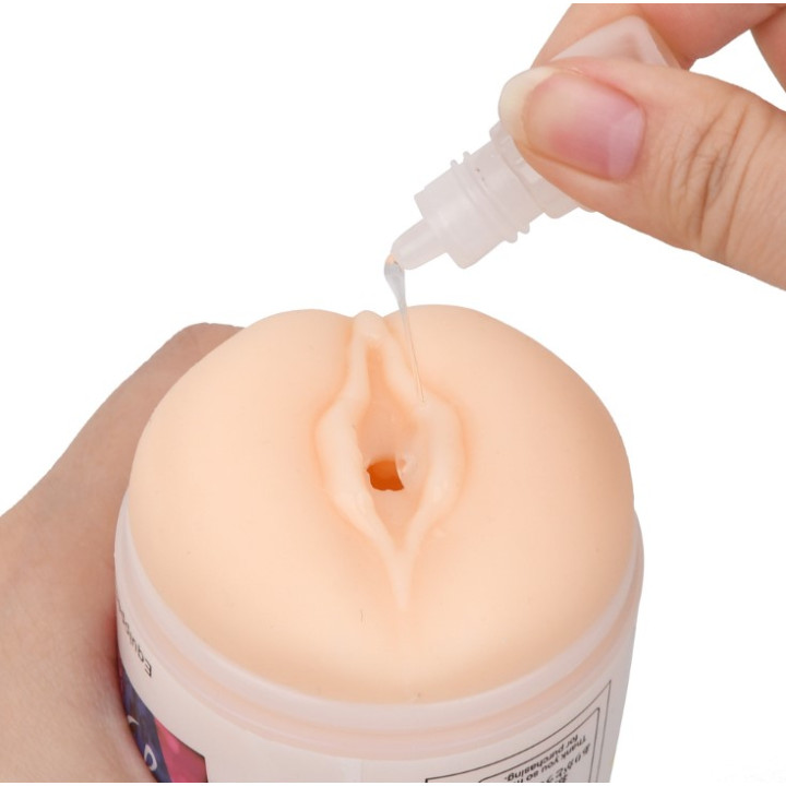 AV Ona Cup 12 Minami Aizawa